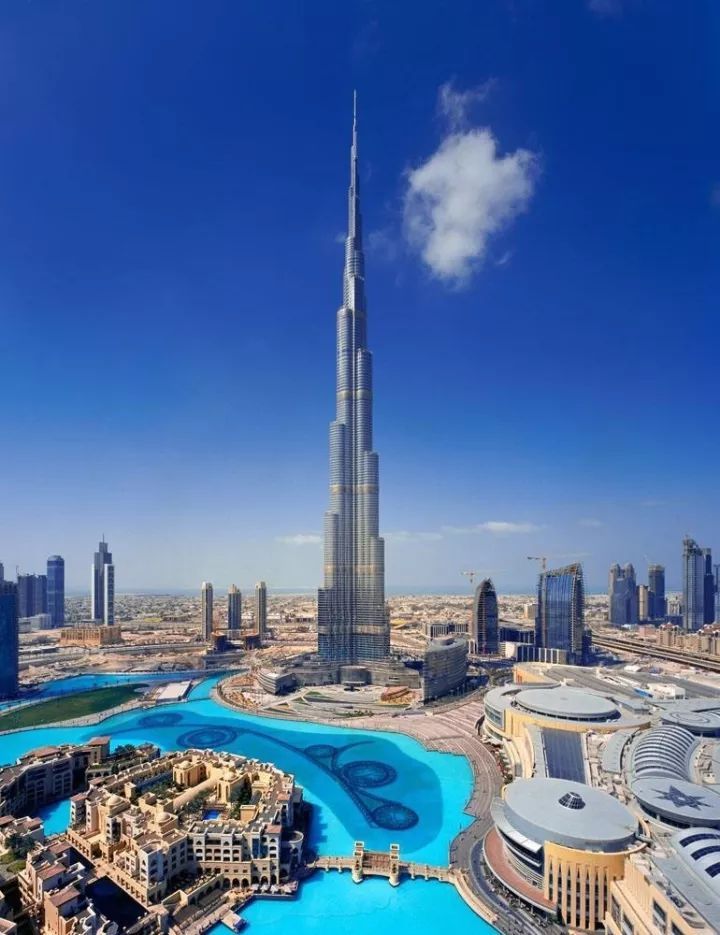 迪拜第一高楼,迪拜第一高楼1300米多少层